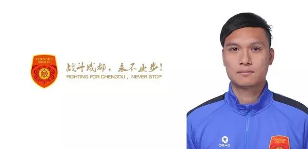 美国知名杂志《福布斯》称赞道：;记忆中最棒的怪兽战斗！动作戏和特效毫无疑问都是最棒的，英国三大报之一的《卫报》也给到超高的评价：;原创的怪物设计非常一流